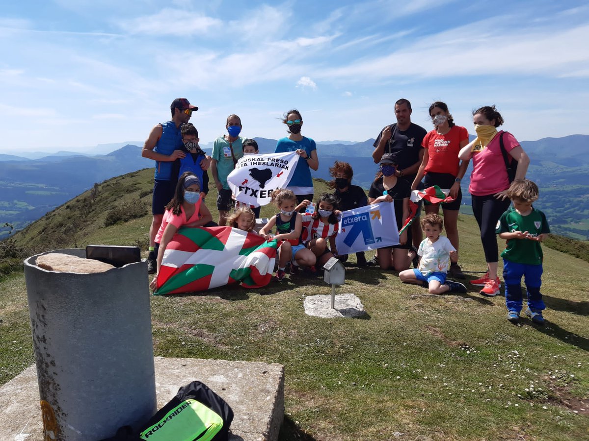 sare_herritarra's tweet photo. [BIZKAIA] #650tontor #IzanBidea

#AlluitzetaAitxiki
#Argalario
#Armañon
#Arnotegi https://t.co/bMKh19Mdsl