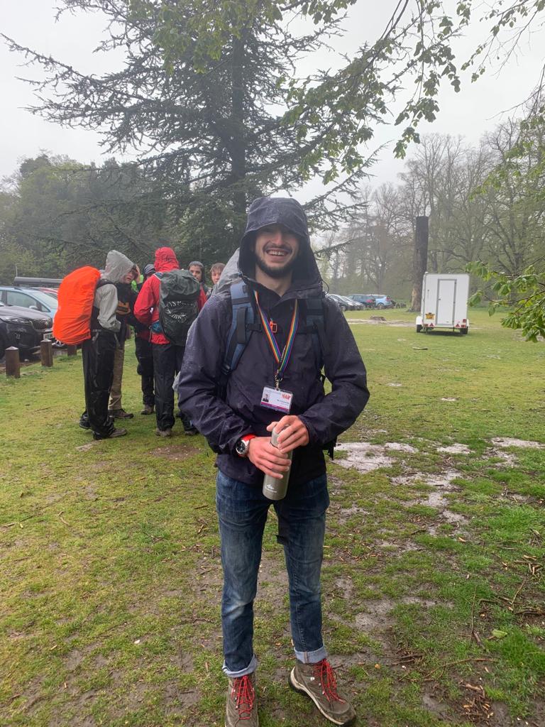 KingEdVISchool's tweet photo. @DofE
We just can't understand why Nowton Park is so empty this morning!
Look at their smiles though!  They need this more than ever - time with friends, working together to solve problems, face to face.
Well done Yr 10 - you've put smiles on our faces too.
💦🧭💦🧭💦🧭💦🧭💦🧭💦 https://t.co/AgQ43euFyi