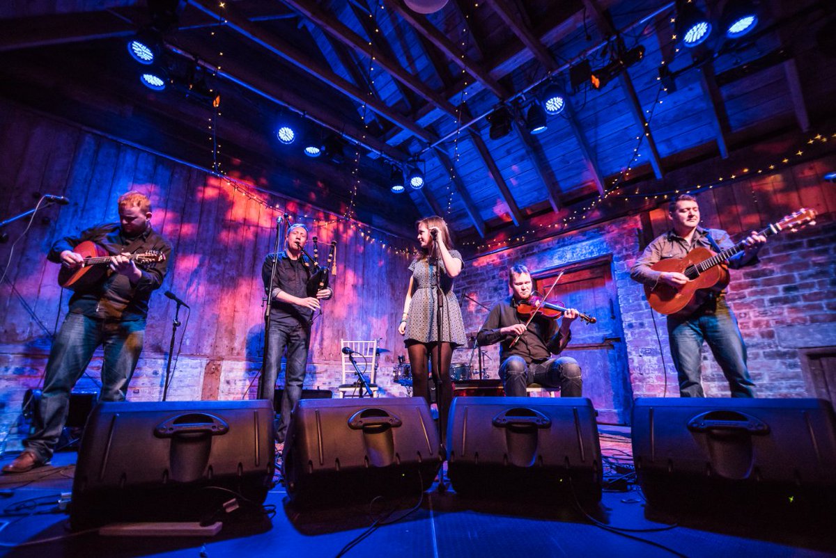Podcast profile | <a href="/DaimhMusic/">Daimh</a>
Taking their name from the Gaelic word for “kinship”, in today's episode of #EdinTradcast Dàimh (pronounced Dive) take us on 'a day in the life' of the Gaelic Supergroup &amp; champions of straight in the eye Highland music.  📻 edinburghtradfest.com/podcast