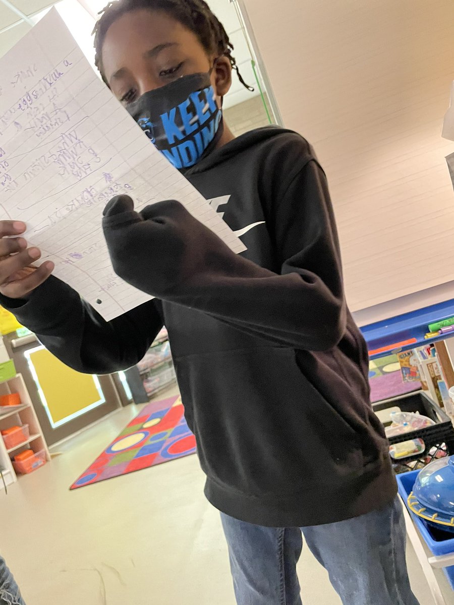 MrsGumsDIS's tweet photo. Snakes are his thing! This student amazes me with stop and jot notes. This day he decided he wanted to create a snake quiz to test the class! He is so engaged during independent reading time! #pridein5 @LeaphartElem https://t.co/UbBRuHrfAM