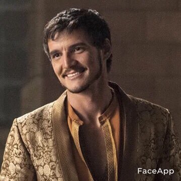 thread of game of thrones characters smiling using faceapp