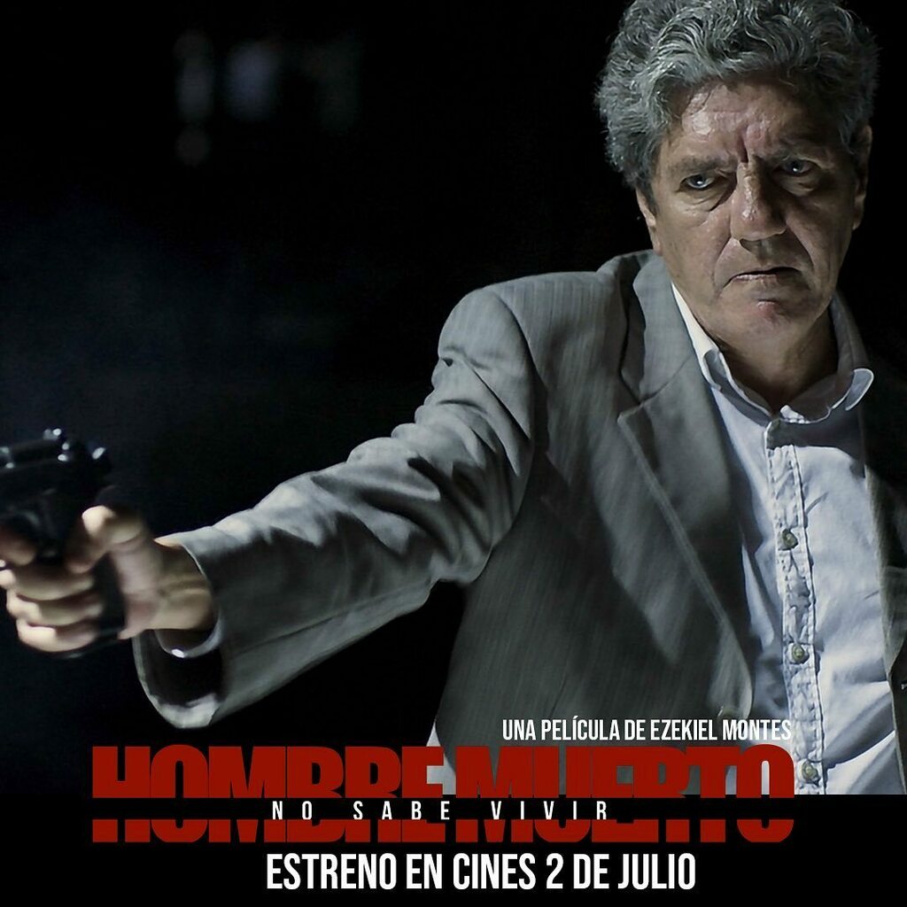 ezekielmontes's tweet photo. Tengo muchas ganas que conozcáis a Tano (#AntonioDechent) en #Hombremuertonosabevivir 
Dirigir a este pedazo de actor ha sido cumplir un sueño y lo que mas feliz me hace es que he podido devolverle una película donde se luce desde el primer fotograma. 

Estreno en cines el 2… https://t.co/TcodKUX1fo