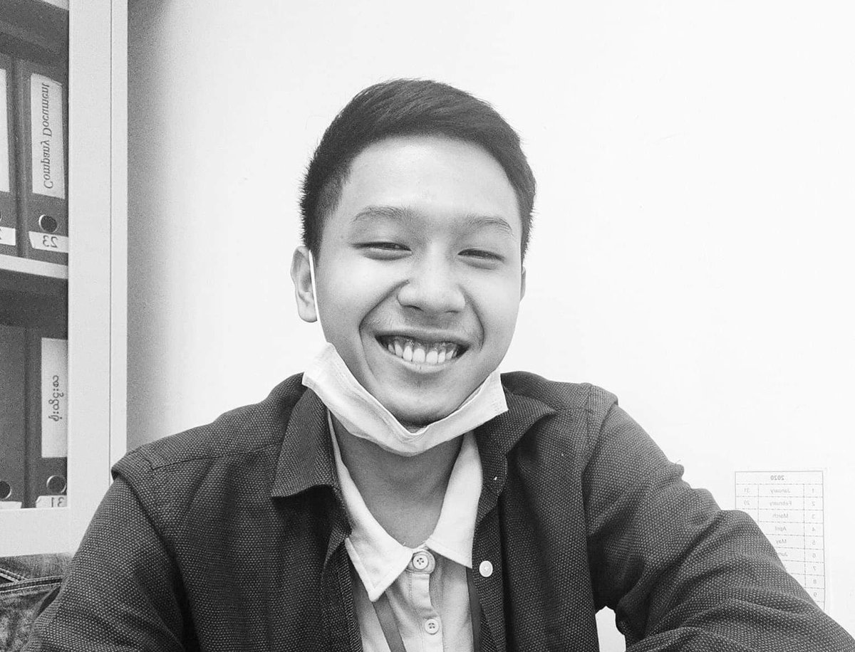 HTUT HTET LINN:

Terrorists (Myanmar security forces) abducted him from his home in Mingaladon, Yangon on May 7 night.

His father was brutally beaten but not abducted.

#May8Coup #WhatsHappeningInMyanmar #MilkTeaAlliance