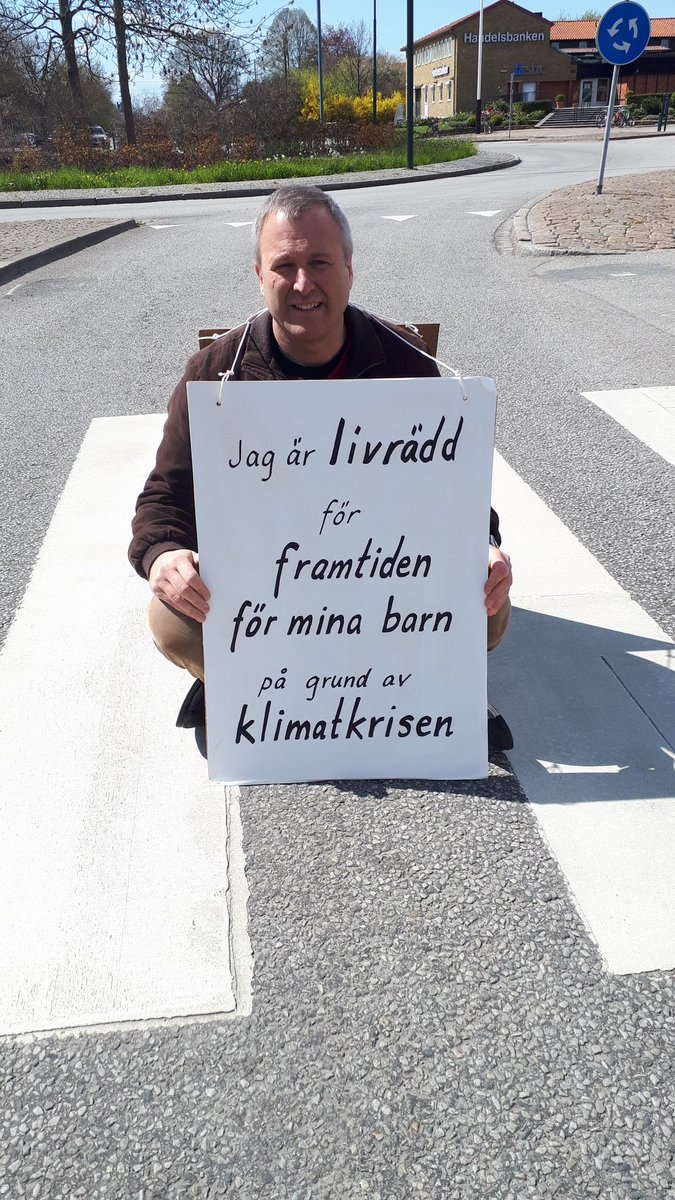 Peter från Malmö. <a href="/xrskane/">Extinction Rebellion Skåne 💚🦋⌛️</a> <a href="/ExtinctionR/">Extinction Rebellion Global</a> 
#RebellionOfOne