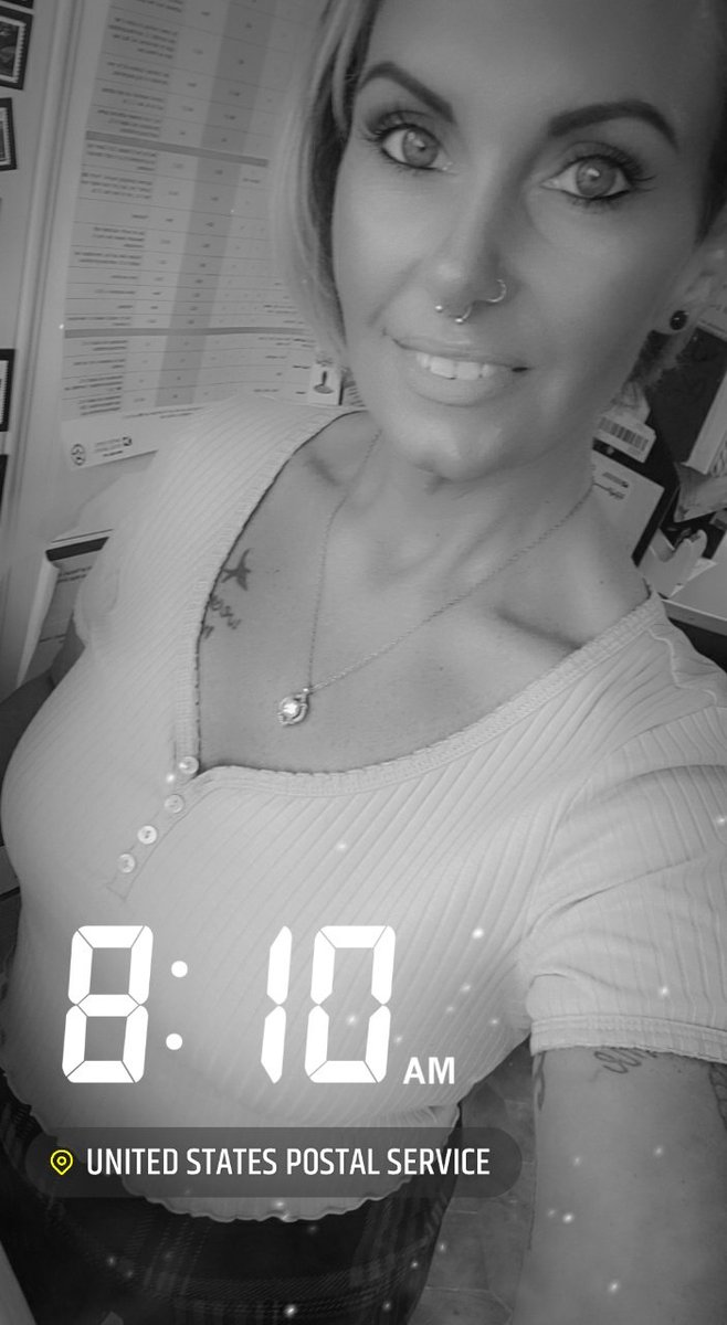 Amber_82_'s tweet photo. #work #USPS #buystamps #saturdaymornings #postalworkers https://t.co/YNP4LM3dFP