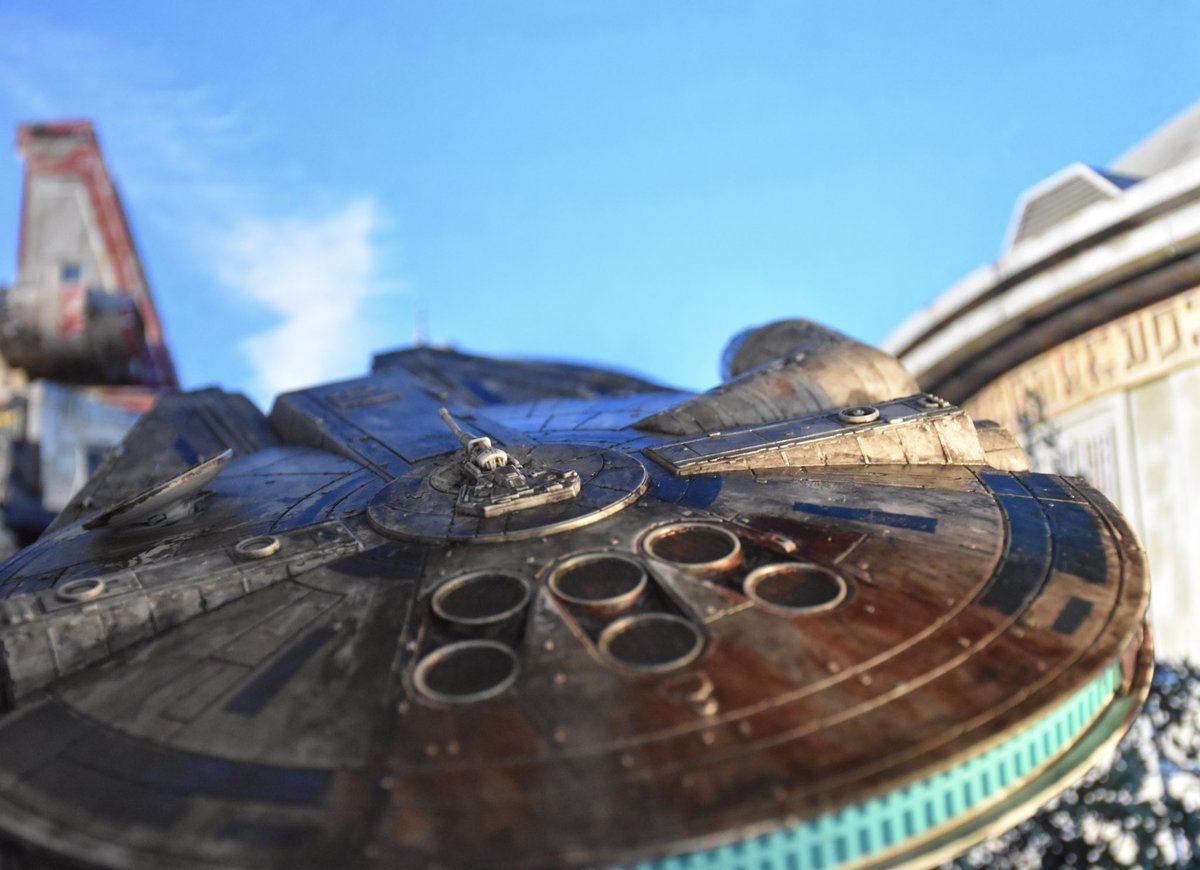 ReadFiveDesigns's tweet photo. Batuu
#readfivestandingby #starwarssaga #starwars #starwarsships #starwarsminiatures #toycollector #toycommunity #starwarstoyphotography #starwarstoypics #MillenniumFalcon #forcelink #forcelinkMillenniumFalcon #swjunkiesID #toyphotooftheday #Batuu #blackspire #galaxyedge https://t.co/5so88YuGJT
