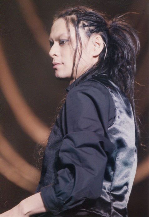 SOLARISHIWASE's tweet photo. Just bringing this iconic look back 😍😍🥴🥴🧎‍♀️🧎‍♀️ https://t.co/YiSU8aQLBm