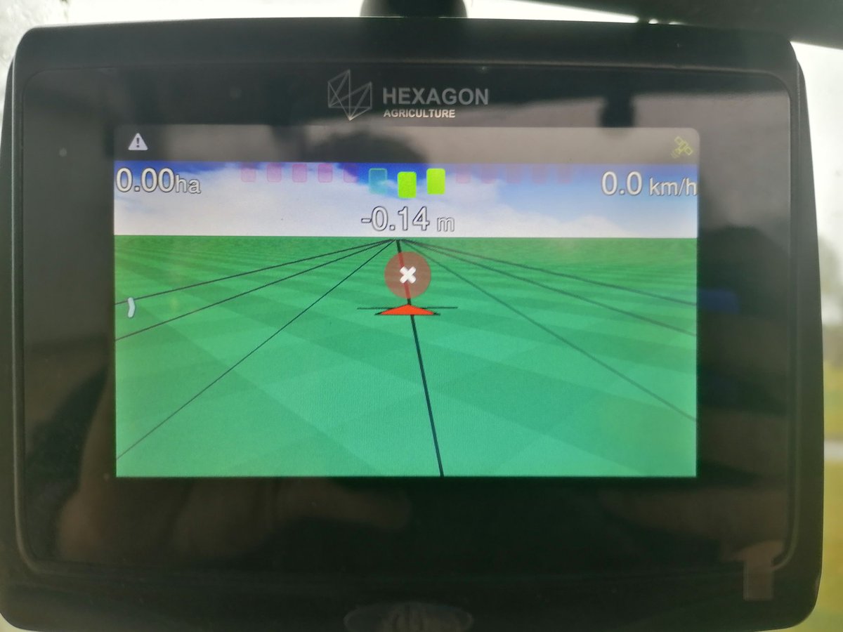 PinPoint_HxGN's tweet photo. This @HexAgriculture #Ti5 will be put to work in this @UkPolaris (supplied by @rcboreham).
Guidance using @novatelinc and GLIDE for paddock spraying and slug pellet duties.
#smartfarm #Precisionfarming #GNSS https://t.co/EBWntFvTn1