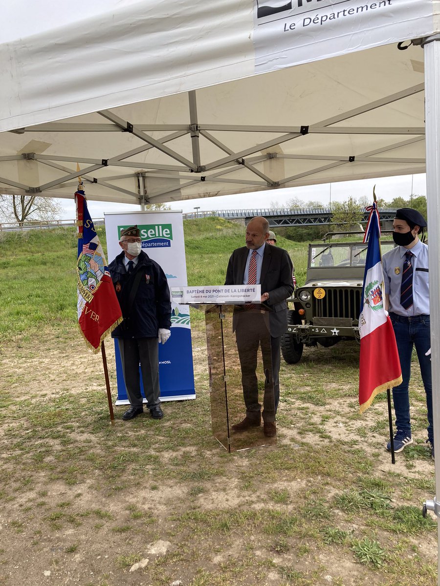 Baptême du « Pont de la Liberté » entre Cattenom et Koenigsmacker en présence de Laurent Touvet, Préfet de la Moselle et des élus locaux.
