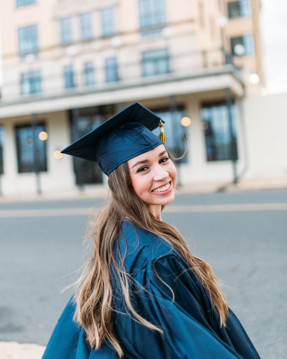 It's graduation day at ETBU! Livestreams for all three ceremonies will be available at ETBU.edu/commencement. Link in bio. Use #TigersForever or tag our accounts to share your photos with us throughout the day.

🎓: melainafaith_ on IG
📸: helenkayphoto on IG