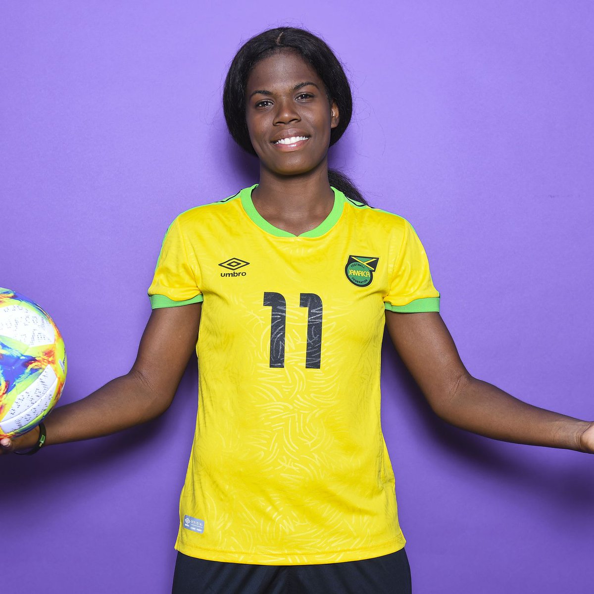 Man City Family what do you make of this?
Manchester City Close to Bunny Shaw Signing - report
Jamaican star could head to Manchester.
https://t.co/ffR3DRlBhF #ManCityfc #theCitizens #mancity https://t.co/IyFUlGvNLD