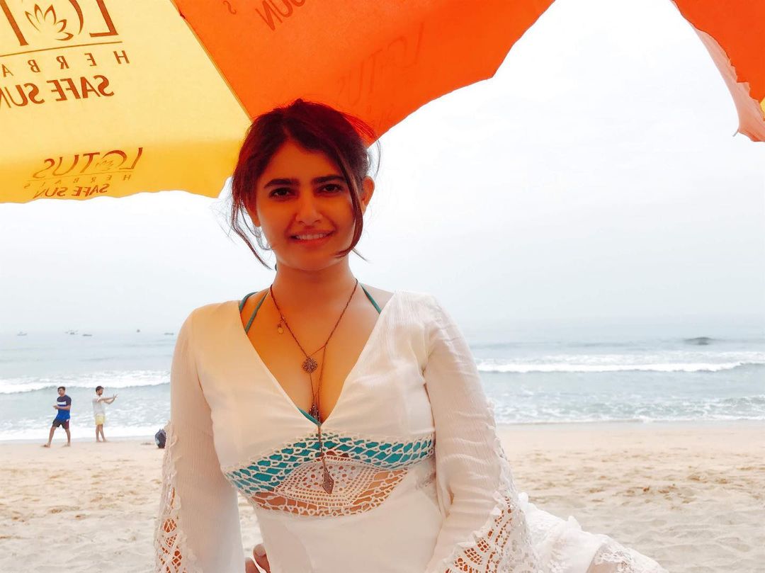 E03nqaiUYAcFRqL?format=jpg&name=medium