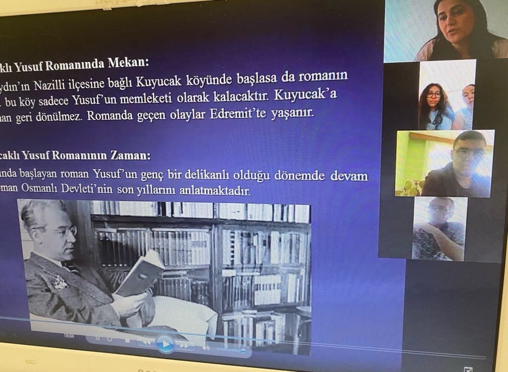 TurizmLise's tweet photo. "Mesleki Eğitimde 1000 Okul"
 Edebiyat öğretmenlerimizin rehberliğinde çevrimiçi buluşmalarımızı gerçekleştirdik.Ortak okuduğumuz kitabımız "Sabahattin Ali'nin Kuyucaklı Yusuf Romanı" hakkında okuyucularımız fikir alışverişinde bulundu.@yapiciserafetin @seyfullah0966 @ziyaselcuk https://t.co/OISsla2PkL