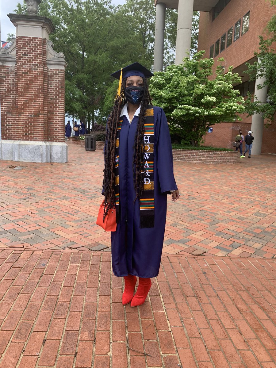 stillstrill's tweet photo. It’s so hard for me to post this without crying! I’m so proud of you Brijon McKinley Congratulations Pookie!! You deserve the very best because you always give your very best! #TheBestIsTrulyYetToCome #BisonBri #TheGrad #DrBriComingSoon #HU21 #MagnaCumLaude https://t.co/fbJc5SEuSu