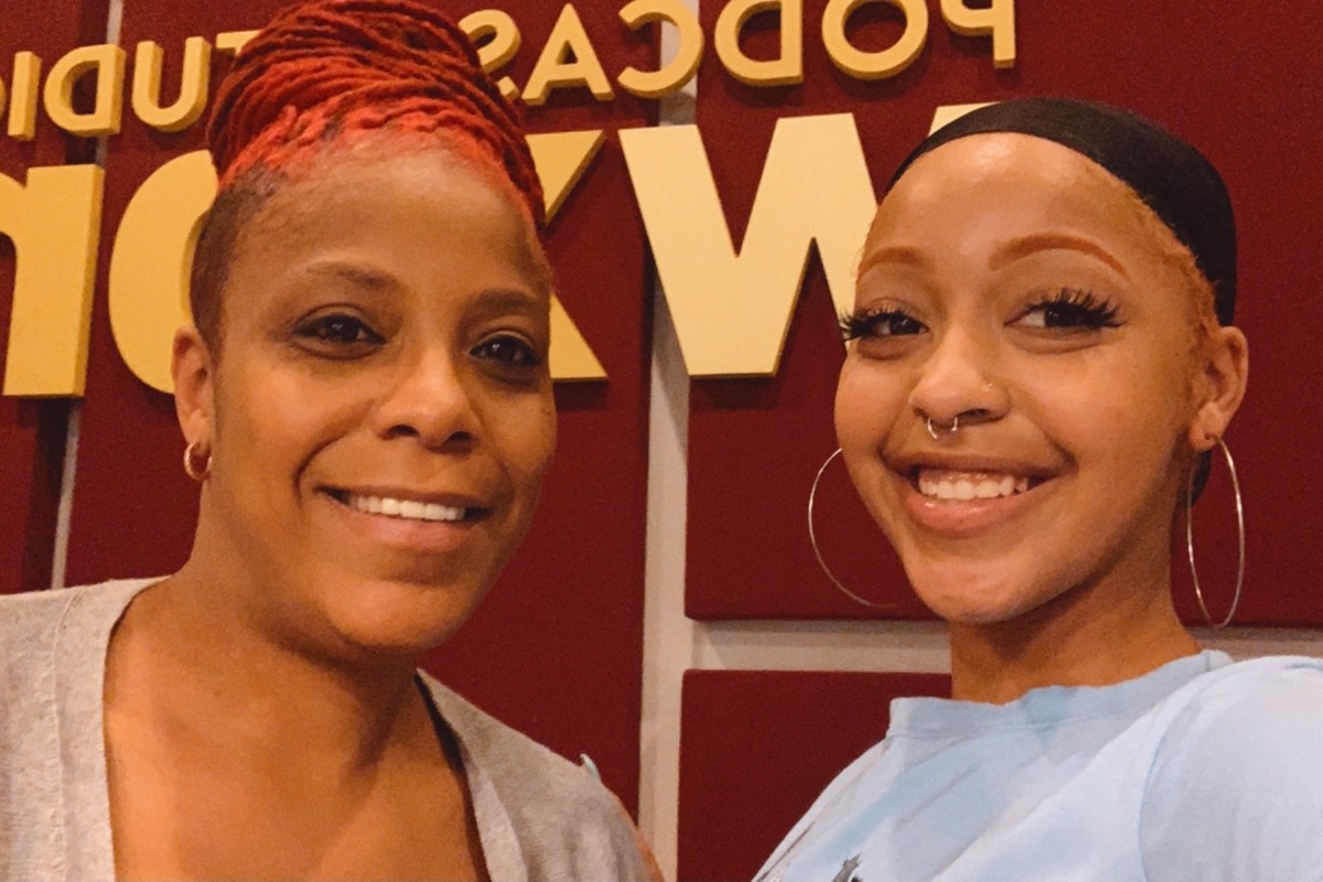 CCPedu's tweet image. 🎓 Meet mother &amp;amp; daughter, Jameelah &amp;amp; Sumiaya! Jameelah plans to take the RN exam &amp;amp; get a bachelor’s in Nursing. Sumiaya will go to Temple to get a bachelor's in Theater. Full story &amp;amp; how their journey at CCP helped their relationship grow ➡️ fal.cn/3ffiY
#CCPGrad2021