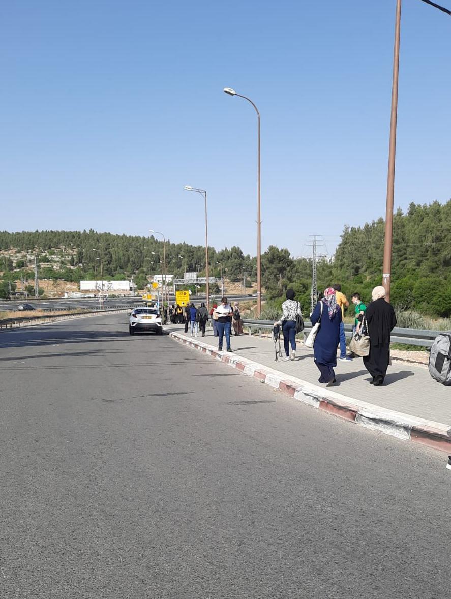 Photo: Palestinian worshippers (with Israeli citizenship) stopped by ISF flying Checkpoint at Abu Gosh City entrance/ Junction on Highway 1 towards Jerusalem City