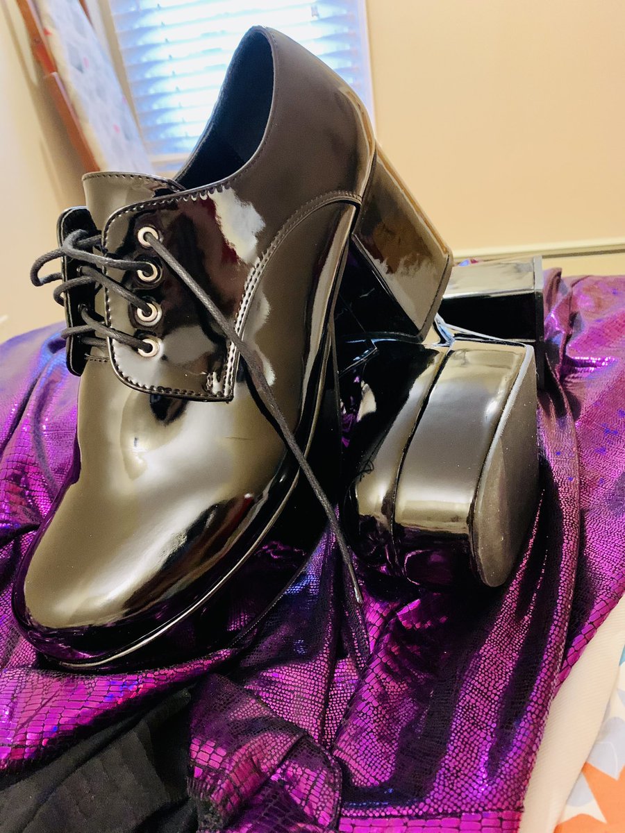 dawn_bee's tweet photo. @ValerieLCorkum @MentalHealthNS He bought new shoes for the occasion... not sandals and purchased online! #discobob #DSOM2021 #StayHomeStaySafe https://t.co/pH1cYZopy3