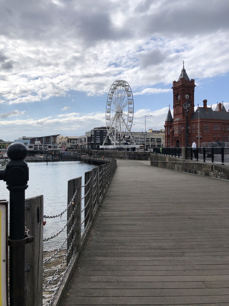 TheHDTravels's tweet photo. Cardiff Bay is always an enjoyable walk for locals and fun to visit for tourists! So much history, culture and spots to see. #VisitWales #ThisIsWales #Cardiff #CardiffCity #CardiffBay #WalesNeverFails #RoaldDahl #CardiffDocks @walesdotcom @VisitCardiff https://t.co/rwFyD4cDMu