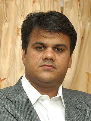 Indianactorwiki's tweet photo. Devji Mansingram Patel (born 25 September 1976) is a member of the Lok Sabha, which is the lower house of parliament of India. He was elected in 2009 from Jalore (Lok Sabha constituency) in Rajasthan as a candidate of the Bharatiya Janata Party.

https://t.co/c9zVbcnqC4 https://t.co/EcmQdlx3ko