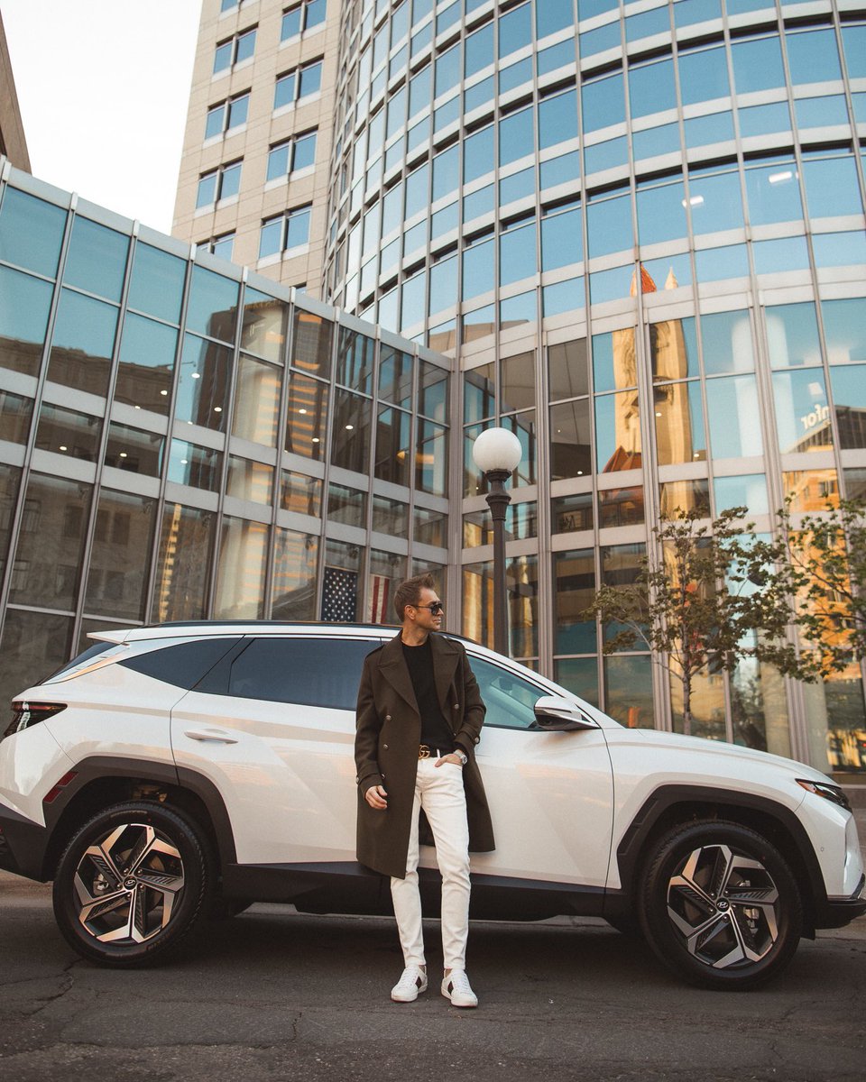 Phil_Thompson's tweet photo. GIVEAWAY! Excited to partner with Hyundai to give you a chance to win the all-new 2022 Hyundai Tucson! Enter here:
https://t.co/QDt5kqyCxM
I’ve had the pleasure of driving it this week and am loving the completely redesigned look &amp; next level tech, stay tuned for my video! #ad https://t.co/wefnXNgmTF