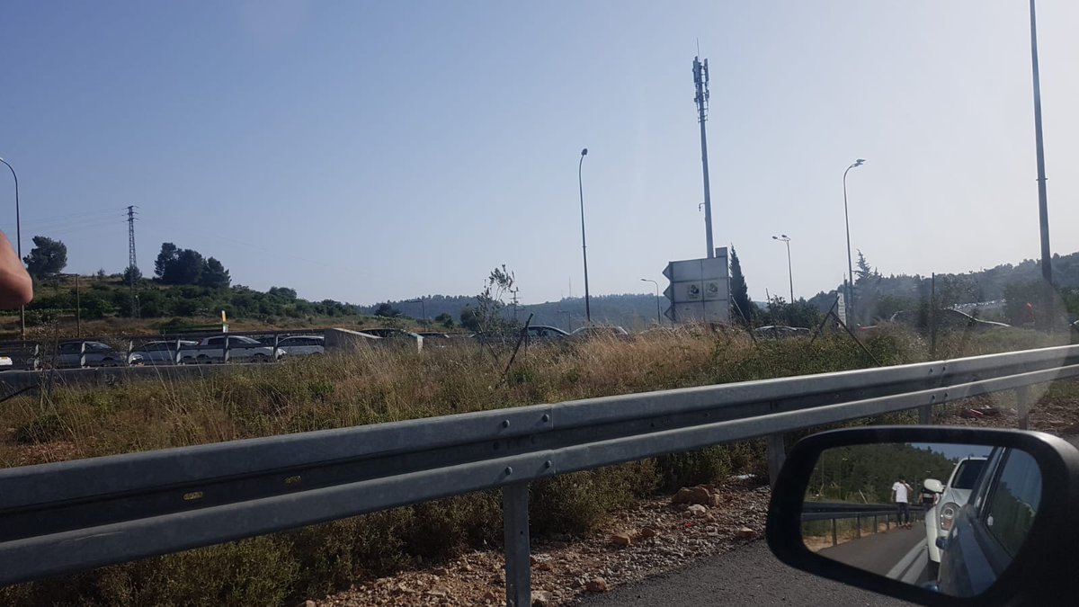 Follow up: ISF flying Checkpoint at Route 443, to prevent Palestinian worshippers (With Israeli citizenship) from reaching Al Aqsa Mosque