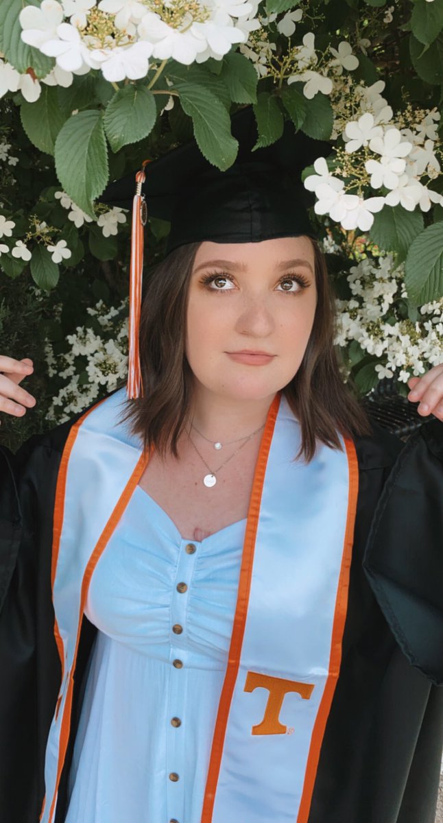 mnicole55's tweet photo. #UTGrad2021 Go Christina! https://t.co/2dLFWVfxLH