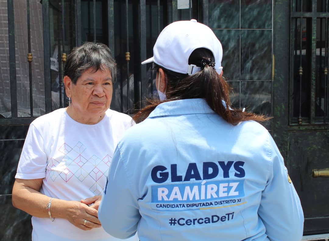 gladysrmzags's tweet photo. ¡Qué gran sábado estoy pasando en compañía de los vecinos del #Distrito11!
#CercaDeTi 💙 https://t.co/OgS4TfSveQ