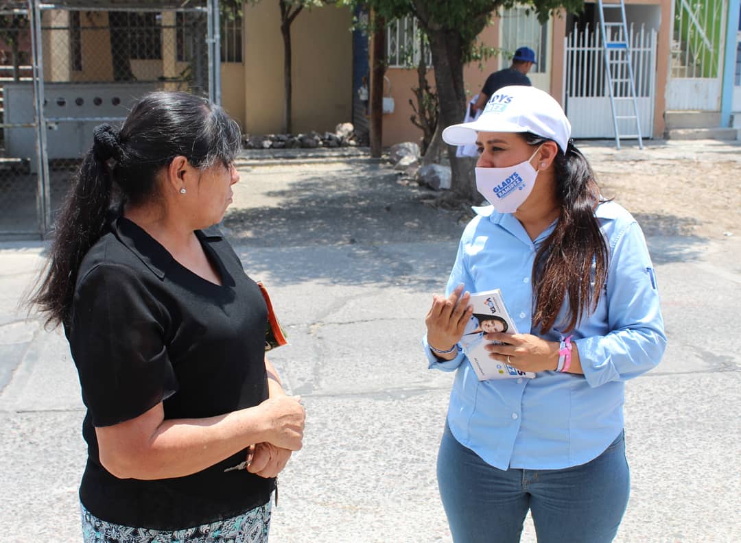 gladysrmzags's tweet photo. ¡Qué gran sábado estoy pasando en compañía de los vecinos del #Distrito11!
#CercaDeTi 💙 https://t.co/OgS4TfSveQ