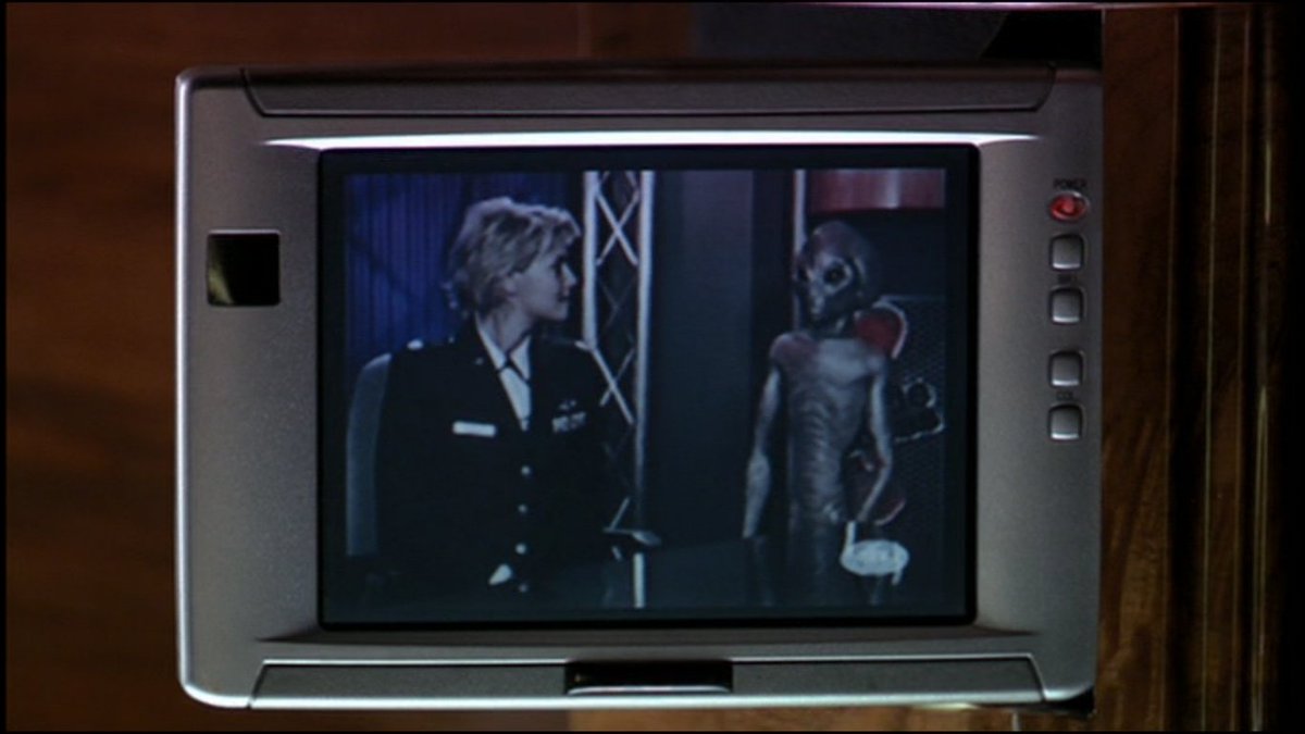 BeyondTheGateBg's tweet photo. Thor : "Greetings, people of Earth".
#SG1rewatch #Covenant #StargateSG1 #SG1 https://t.co/0zrPh2Et1y