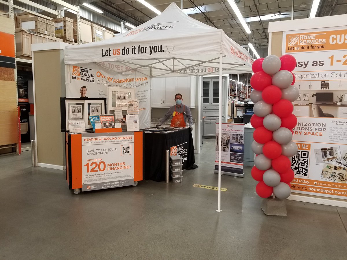 #LanderLegends are going BIG this weekend!  Indoor and outdoor events!  Thank you <a href="/RyanLinman/">Ryan Linman</a> and HDPS All Star @JosephHD19 for the support!  @JKirkHD @Ken_D19DM <a href="/TimGudasTHD/">Tim Gudas</a> <a href="/CorporateLarry/">Larry Lane</a>