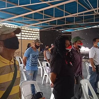 BermudezMRT's tweet photo. Entonando nuestro himno Tupamaro y seguido de actos culturales, inicia en Secretariado en el Mpio @SucreMunMRT con presencia del Secretario Nacional de Organización @Tupa_Esteban, acompañado de @PeterTupamaro10 Resp. Político del Bloque Oriental en la #GiraOrientalMRT2021 https://t.co/TISLUQ2dM2