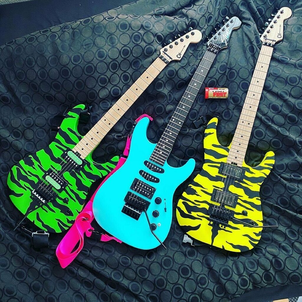 guitarofthrones's tweet photo. Happy Straturday!! Which one do you choose? 💚💙💛?
📸: @karltattoosldn
.
.
.
#guitarofthrones #steelpanther #charvel #charvelsandimas #hmstrat #fender #fishmanfluence #satchel #russelparrish #happystraturday #straturday #strat #stratocaster https://t.co/GcS6YJ0PVk https://t.co/6tUsm5hWeX