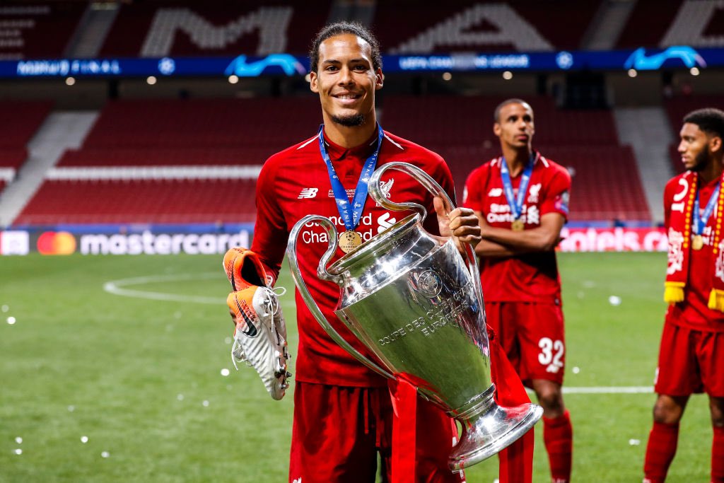 vsfendii's tweet photo. Virgil van dijk 18/19

Not been dribbled for 64 games ✅
21 clean sheet in prem ✅
6 goals ⚽️ 4 assists 🎯 

PFA poty ✅
UEFA poty ✅
2nd in the balon dor ✅
Uefa champions league 🏆 https://t.co/4vkwYymong
