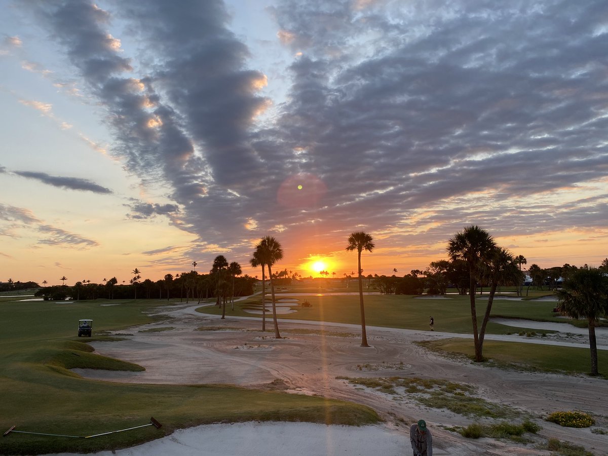 GCMKarlG's tweet photo. The stage is set #WalkerCup https://t.co/sgc2HvgSZk