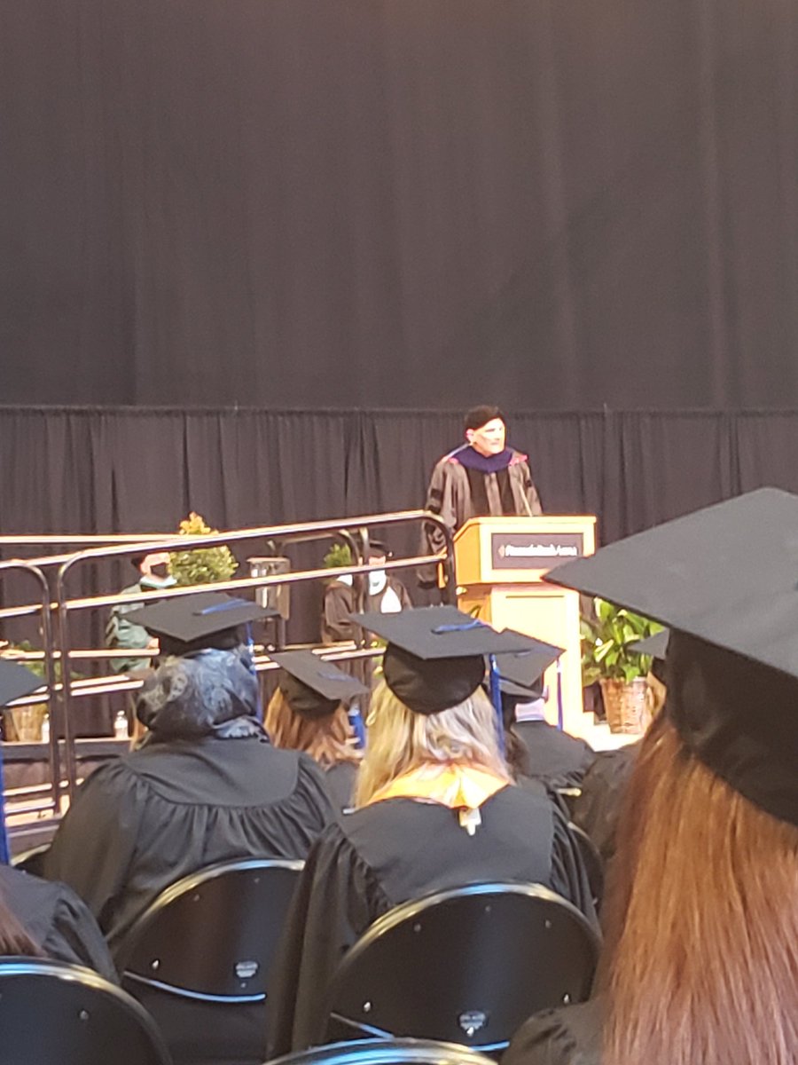 YoungWojapi's tweet image. I was done in December but I walked the stage this week. Felt better than I thought. Some closure. @SCCNeb #Alumni #NativeGrad #College