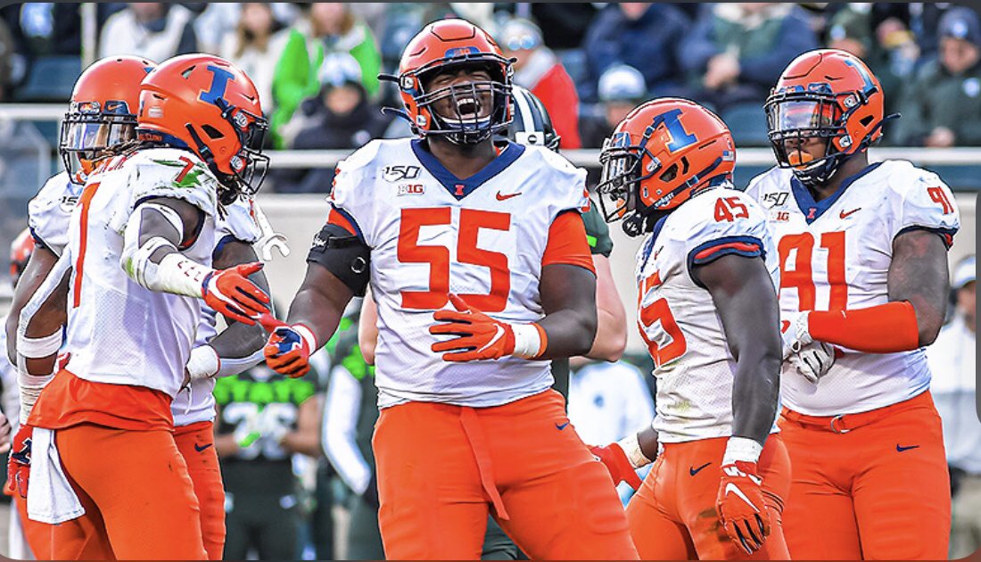 IsaiahMontgom13's tweet photo. After a great talk with @Coach_BMiller I’m excited to announce I have received an Offer from @IlliniFootball  @Giavanni_Ruffin @BrandonC_Carr @hatfieldsports @RivalsFriedman @LHRubama @BrianDohn247 https://t.co/TmJXMrWlgT