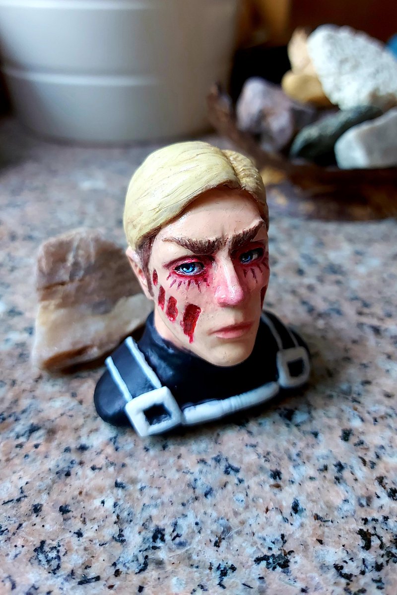 Completed! Sasageyo
#erwinsmith #attackontitan #shingekinokiojin #polymerclayart #aotfanart