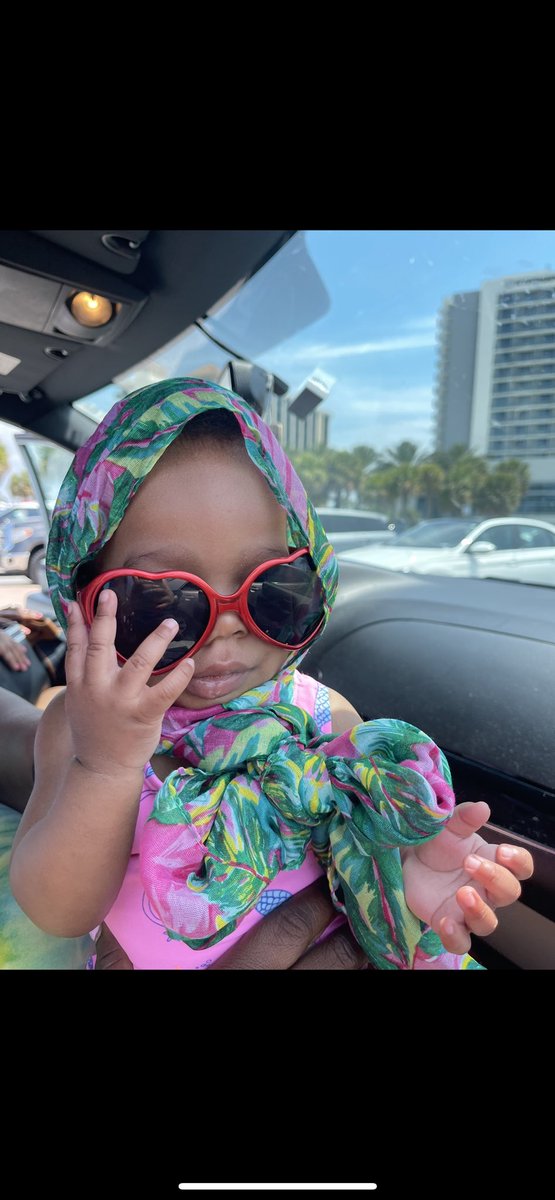 MariaAleasa's tweet image. My baby is 5 months and you can’t tell her NOTHING 🤍😂