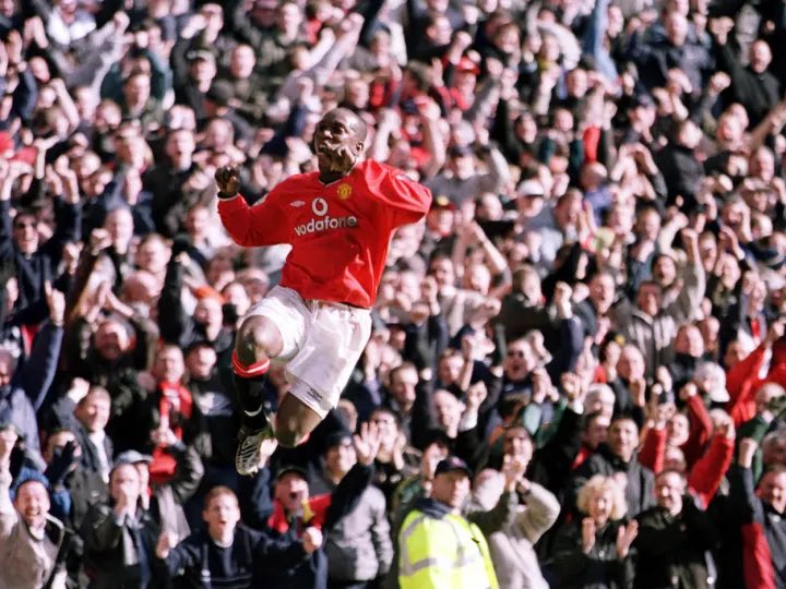 2000-01 Manchester United 6-1 Arsenal. Yorke scored a hat trick. What a game.