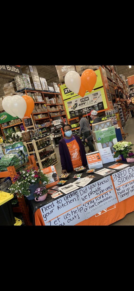 Tiwanna driving our install programs! ⁦<a href="/belford_melissa/">Melissa Beth Belford</a>⁩ ⁦<a href="/BoxbergerEric/">Eric Boxberger</a>⁩ ⁦<a href="/TheSuzetteJ/">Suzette Johnson</a>⁩ ⁦<a href="/john_haussner/">John Haussner</a>⁩