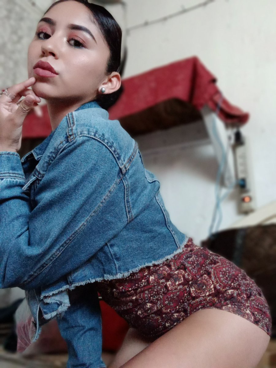 Aide12852373's tweet photo. Cara de ángel pero diablita🤫 https://t.co/kl8zPvc2st