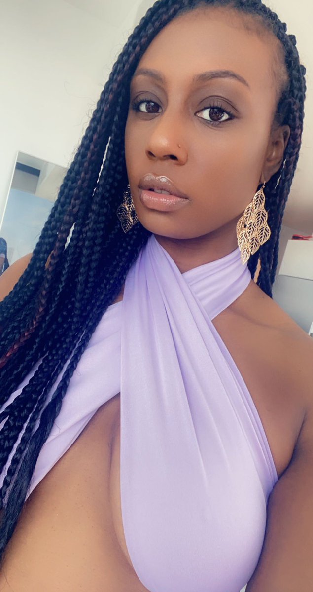 CocoBree1's tweet image. Happy Saturday! It’s been awhile since I had braids 💜 ✨
✨
✨
✨
✨ #protectivestyles #boxbraids #boxbraidstyles #teamnatural_ #healthyhair  #braids #saturdayvibes #naturalhairjourney #youtube #melaninmagic #naturalhairtwitter