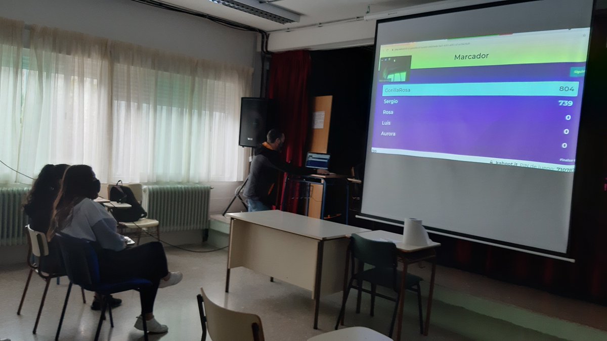 IES Alonso Cano tweet media