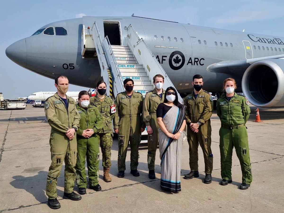 karinagould's tweet image. The @canadianforces have arrived in India with medical supplies.

Canada will continue to support the global response to this pandemic.

#StrongerTogether 🇨🇦🇮🇳