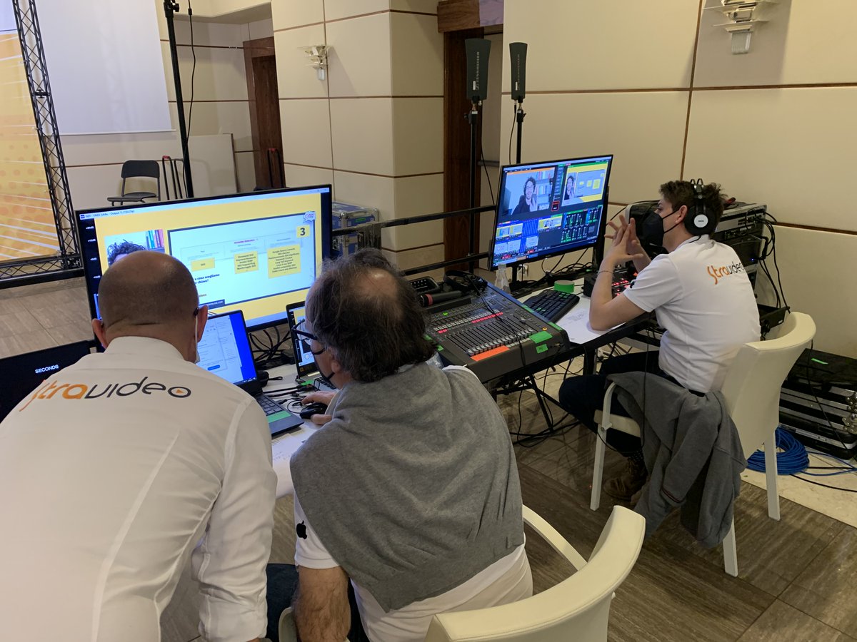 Vogliamo ringraziare con tutto il cuore il team di <a href="/stravideo/">stravideo</a> che è stato al nostro fianco anche quest'anno e che, anche quest'anno, ha dimostrato una competenza e una precisione uniche nella regia dell'evento! Grazie! ❤️

#playcopy #formazione