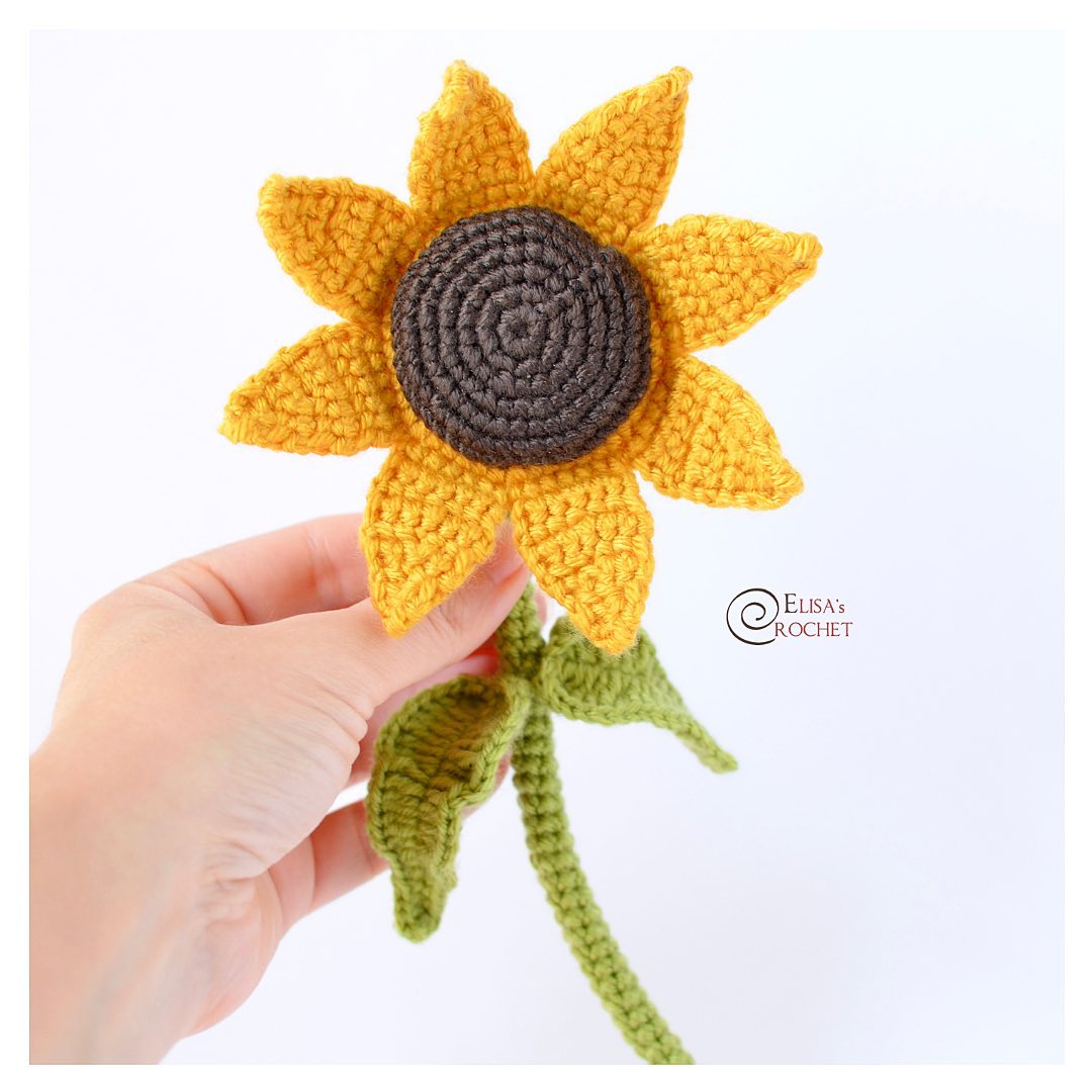 ✨ FREE PATTERN ALERT 

Sunflower by <a href="/elisascrochet/">Elisa Sartori</a>

You can find this easy pattern clicking the link on her bio!

instagram.com/p/COAx53RHcXF/