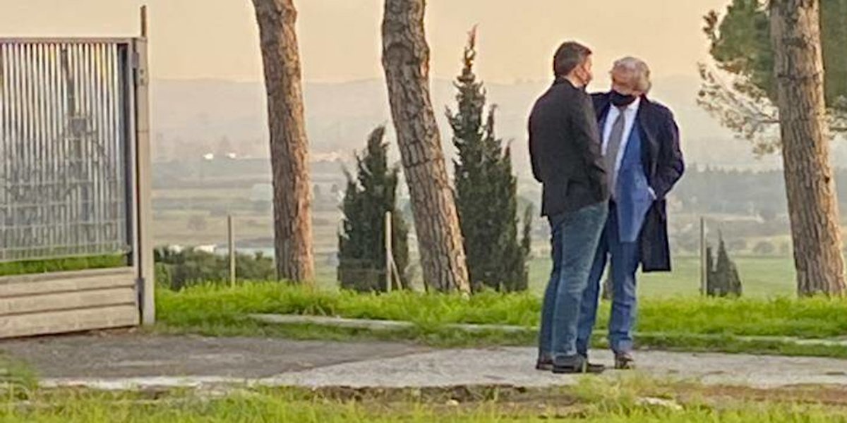 Matteo Renzi ha depositato una denuncia/querela con istanza di perquisizione e sequestro presso il Tribunale di Roma in merito alle immagini del servizio di Giorgio Mottola e <a href="/DProcaccianti/">Danilo Procaccianti 📺</a> del 03/05  👉bit.ly/3tA2V45

#Report tornerà sulla vicenda lunedì 21.20 <a href="/RaiTre/">Rai3</a>