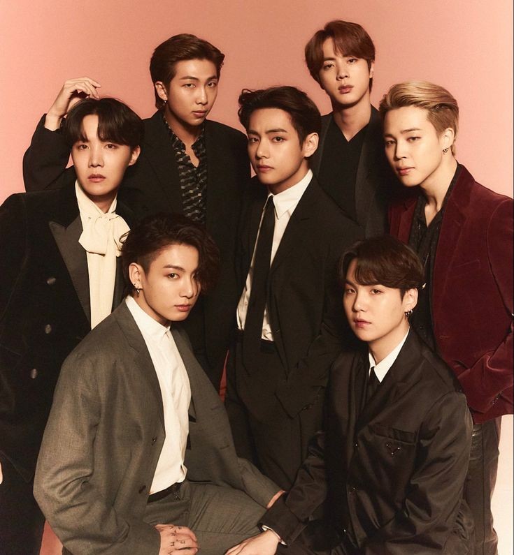 bymrsjeon's tweet photo. O feat que pararia o mundo https://t.co/xmbTX3fBUP
