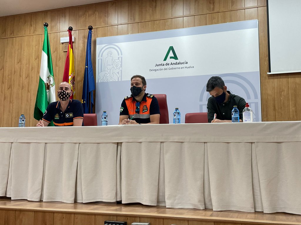 PCMoguer's tweet image. David Pérez reelegido hoy como presidente de la mesa provincial de Protección civil de Huelva. 
@antoniosanz 
@E112Andalucia