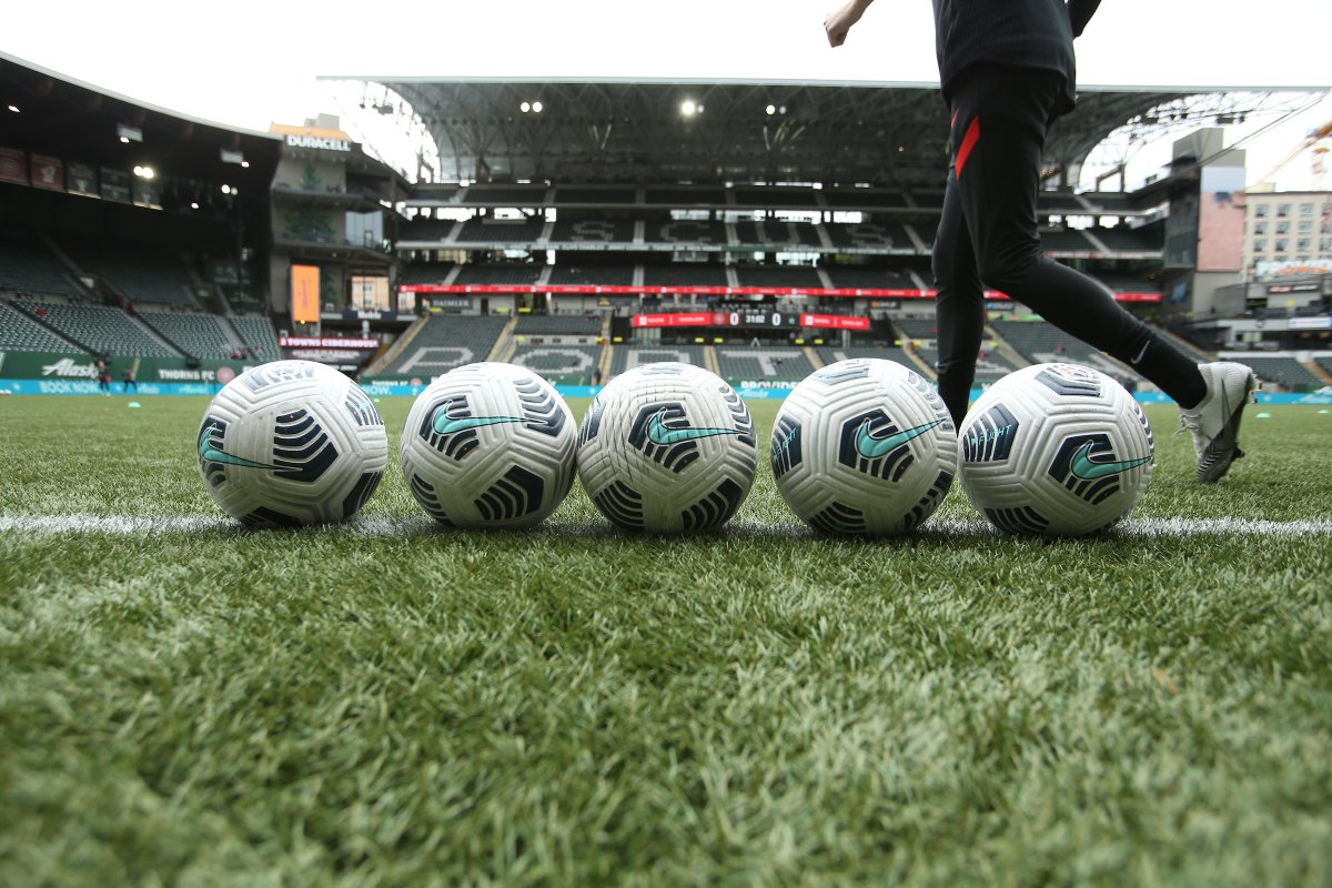 NWSL's tweet photo. 🗣 timeline check 🗣

Where are y'all watching from today? 🌍⤵️

#PORvNJNY | #CC21 https://t.co/DSwLW9bba6